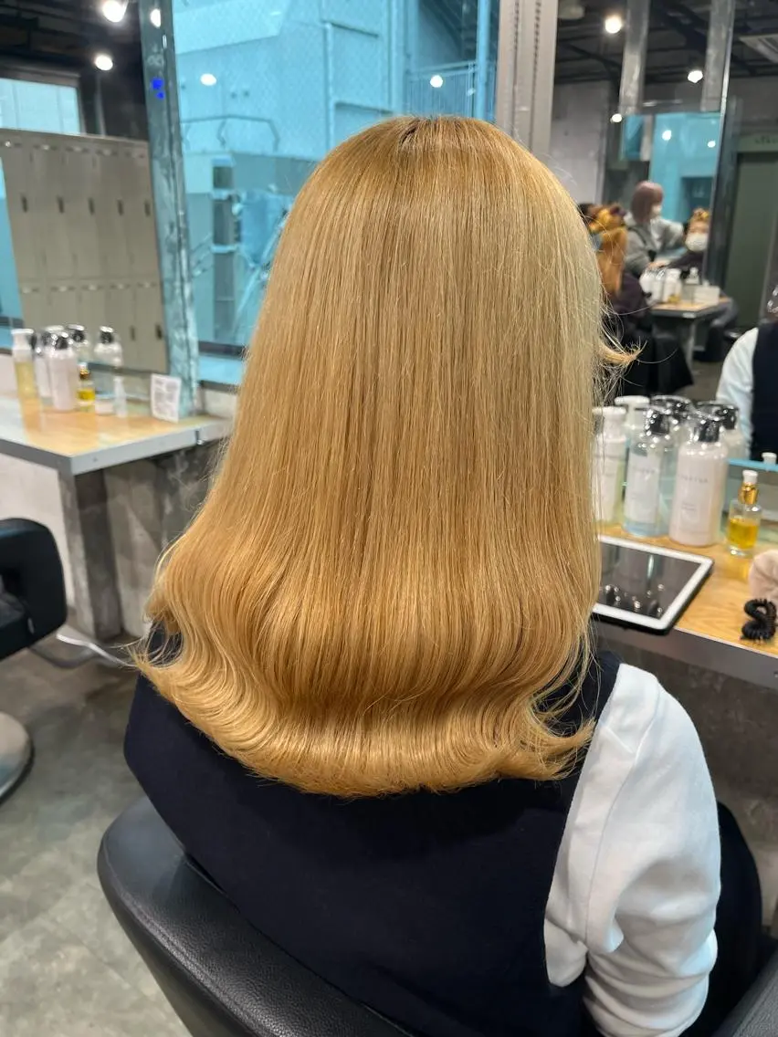 セミロング ヘアカラー トリートメント ヘッドスパ ヘアセット 🪞透明感カラー🫧 縮毛矯正🥇かずきのヘアスタイル
