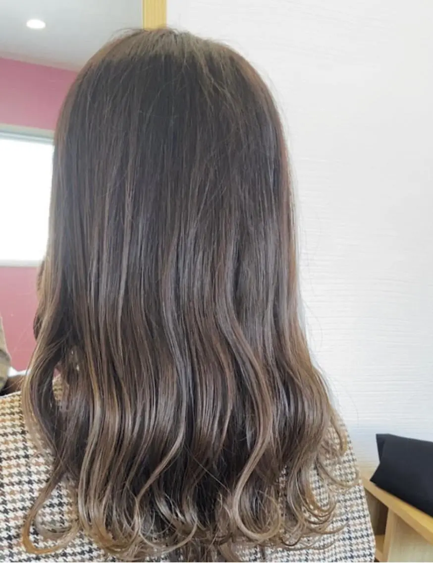 ロング カラー グラデーションカラー 酸性ストレート/ブリ ーチなしWカラー河本のヘアスタイル