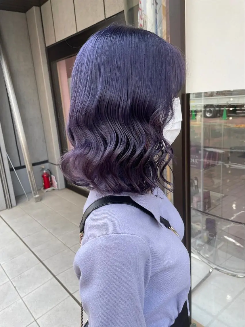 ミディアム カラー ミディアムパーマ ブリーチ ハイトーンカラー 【毎朝セット3分】 メンズパーマ　真人のヘアスタイル