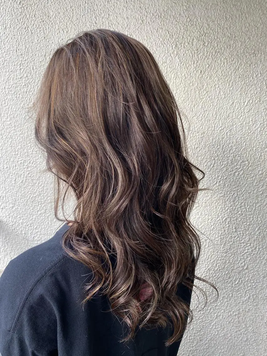 ロング カット ヘアカラー トリートメント 似合わせ×レイヤー× 髪質改善×t.yのヘアスタイル