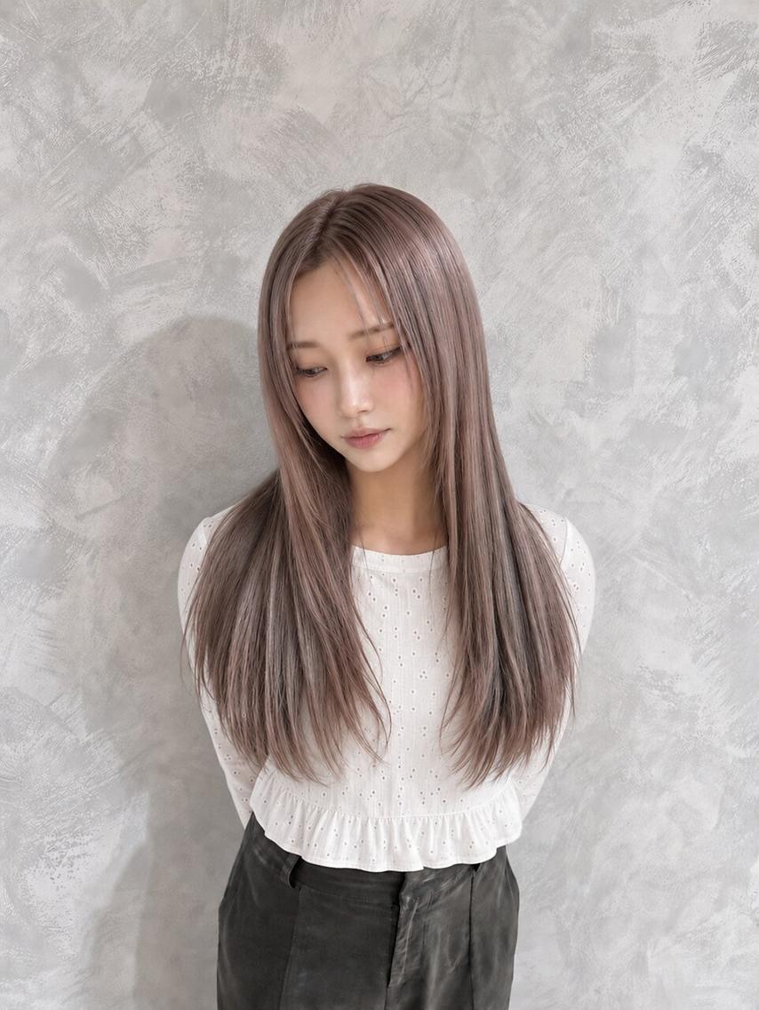ロング カラー アディクシーカラー ベージュカラー ブリーチ ダブルカラー イルミナカラー トップスタイリスト ✨KIRIKA中野✨のヘアスタイル