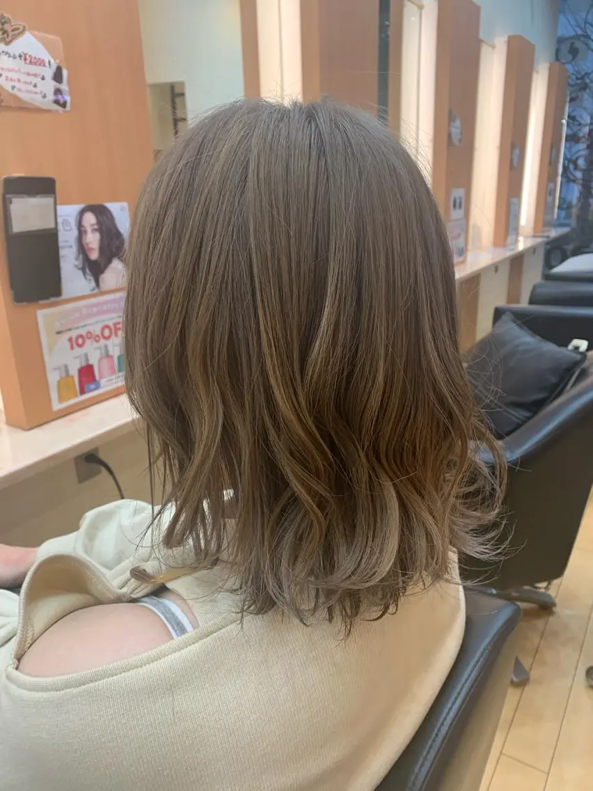 ミディアム カラー ヘアアレンジ ブリーチ ✨髪質改善＆ボブ✨ 近藤 凌のヘアスタイル