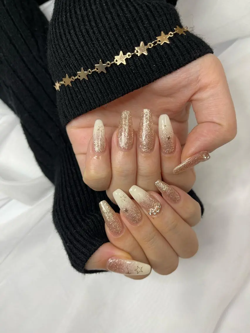 ネイル ハンドネイル フットネイル Nailsalon Fave/Rinaのネイルデザイン