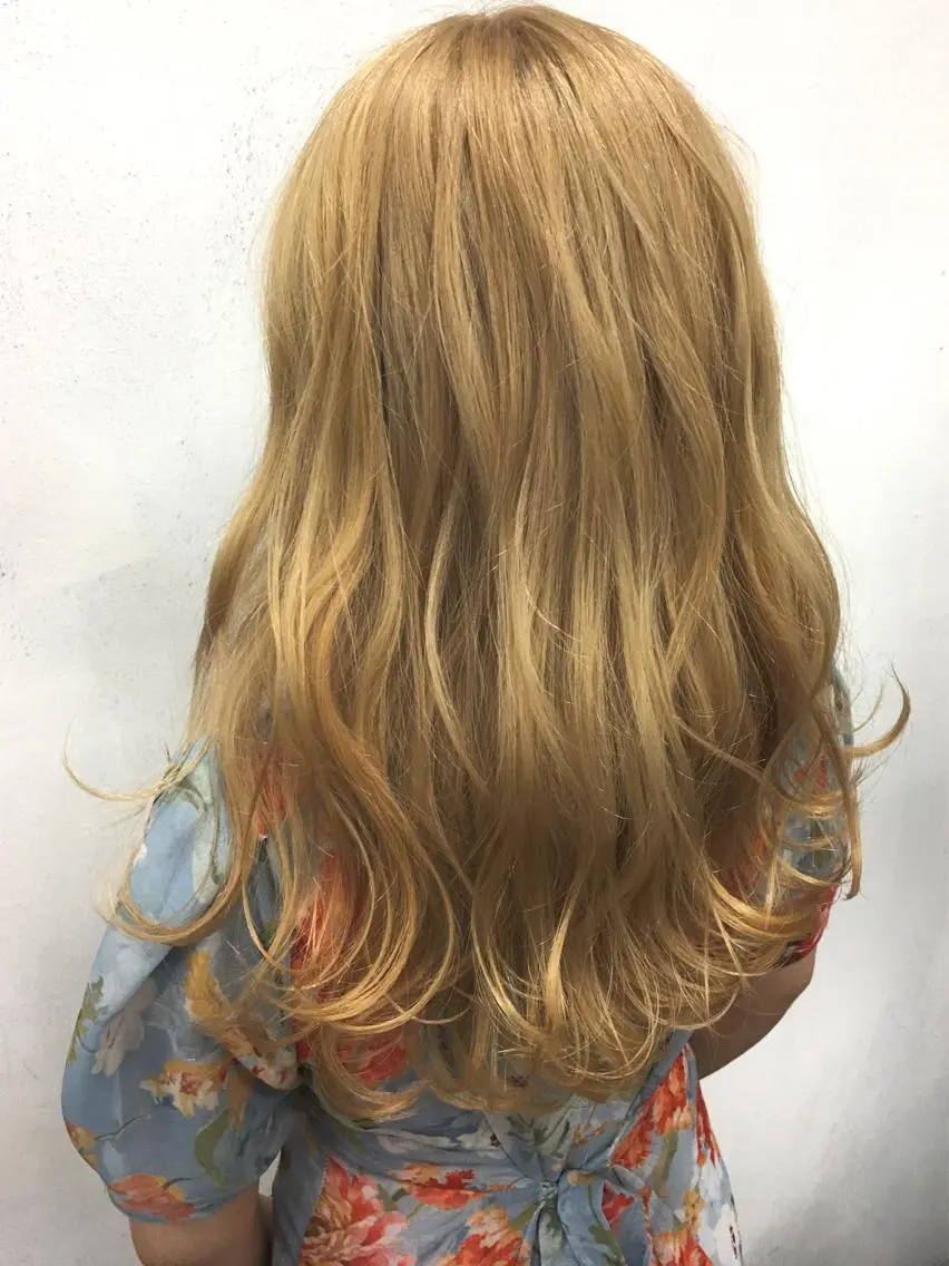 セミロング カラー ヘアアレンジ エクステの神様 ▫️原島ユウヤ▫️のヘアスタイル