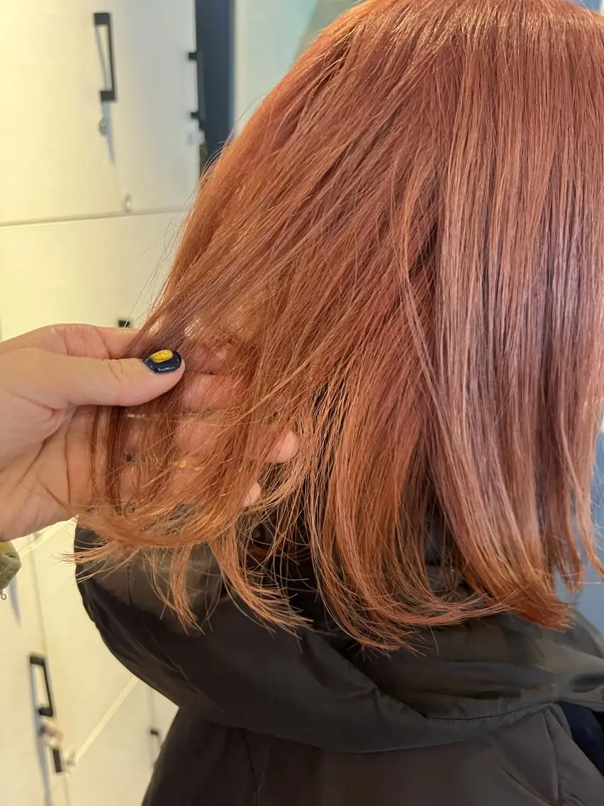 ミディアム カラー パーマ ヘアアレンジ メンズ キッズ ネイル マツエク・マツパ アイブロウ メンズブリーチ ブリーチ ウルフレイヤーカット /チヒロのヘアスタイル