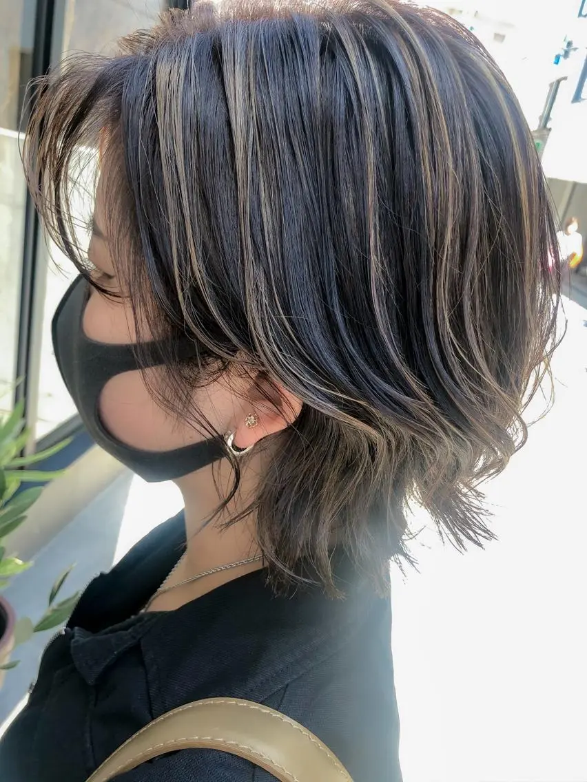 ショート カラー ヘアアレンジ ハイライトカラー ハイライト ショートヘア rii-🩰 トレンドメイクのヘアスタイル