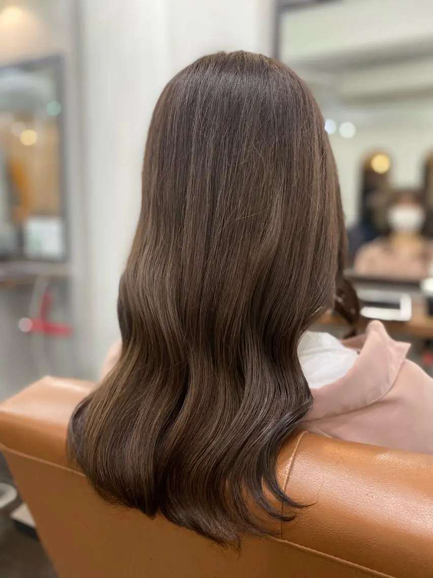セミロング カット ヘアカラー トリートメント 🌷栄駅／髪質改善 ヘアセット/モネ🌷のヘアスタイル