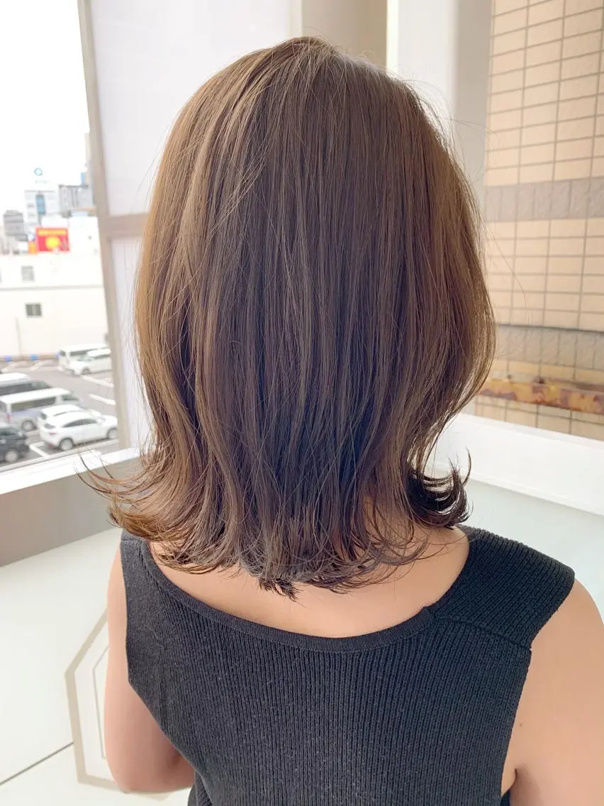 ミディアム カラー カット ヘアカラー トリートメント 古田 昂也のヘアスタイル