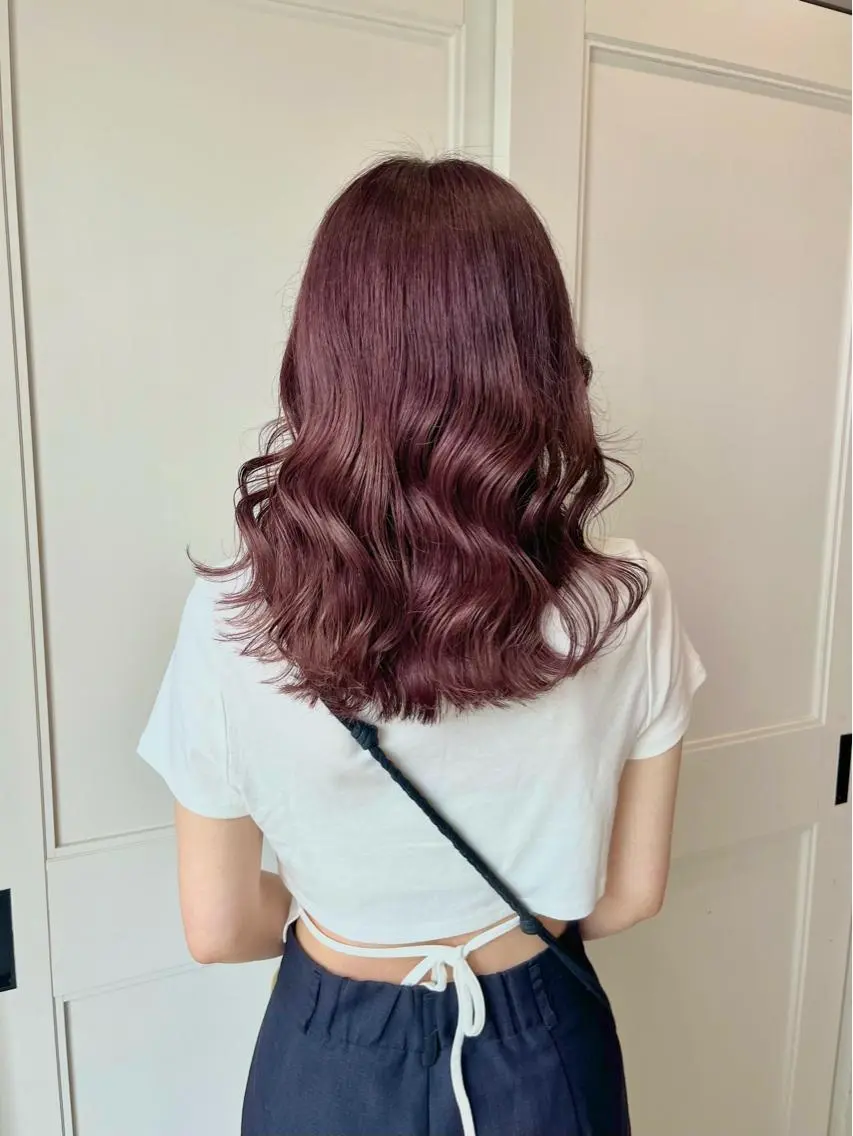セミロング ピンクラベンダー allum SAKURAのヘアスタイル