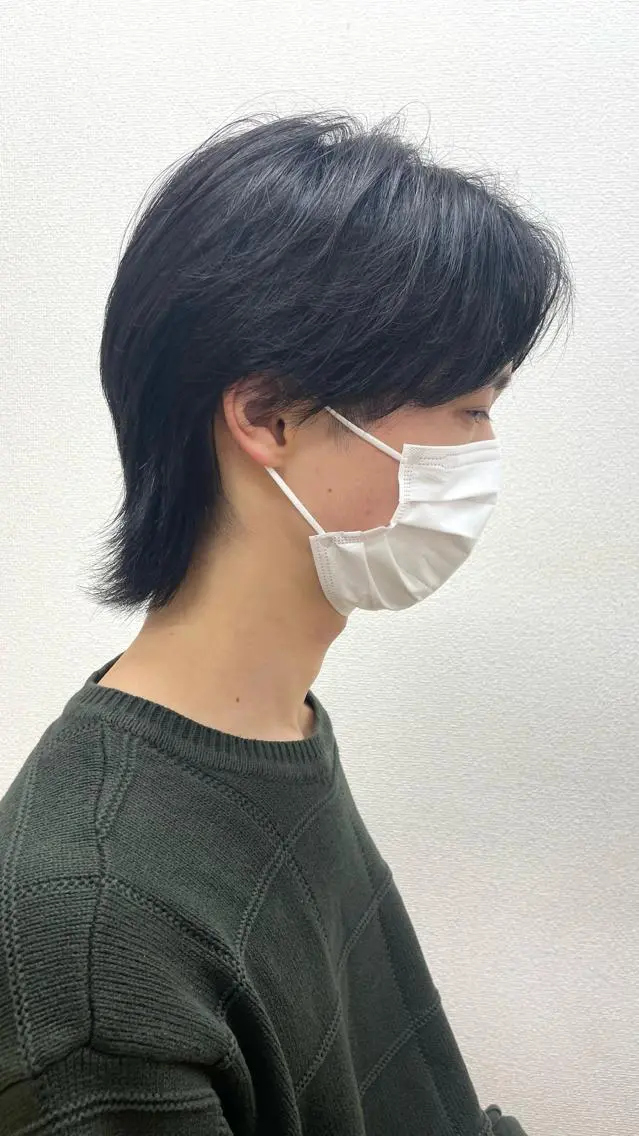 パーマ メンズ センターパート カルマパーマ メンズ韓国風 メンズパーマ メンズショート もりたみかこ 美容師お休み中のヘアスタイル