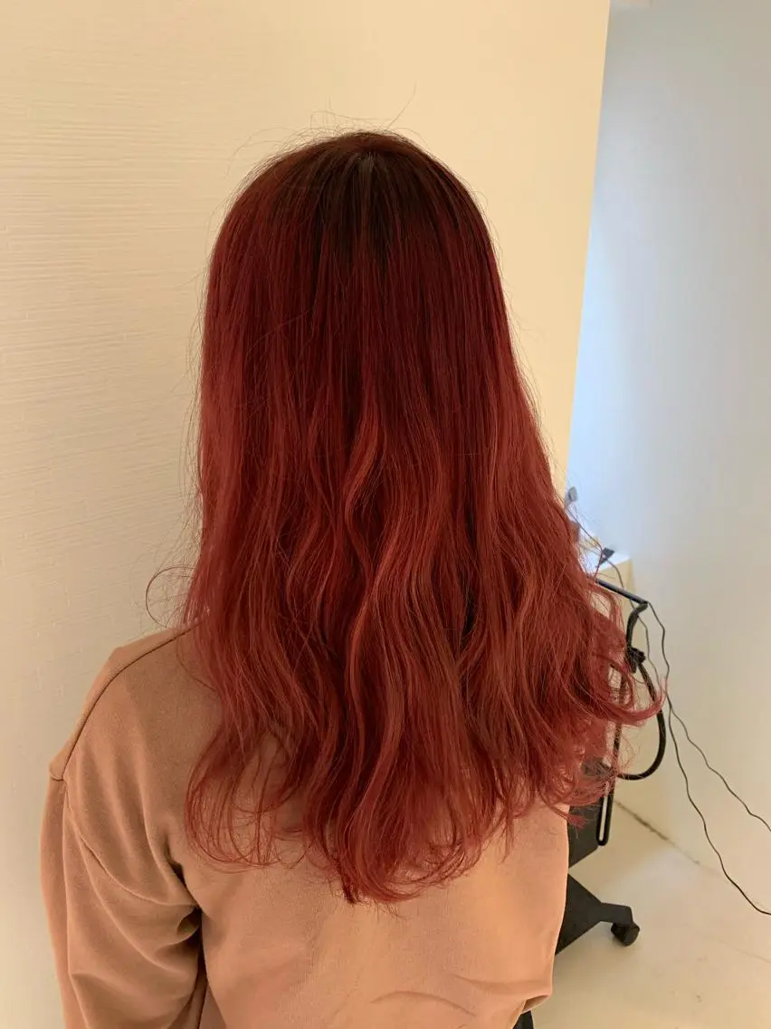 ロング カラー パーマ ピンクカラー ヘアカラー トリートメント ✨髪のソムリエ✨ 岩川和生のヘアスタイル