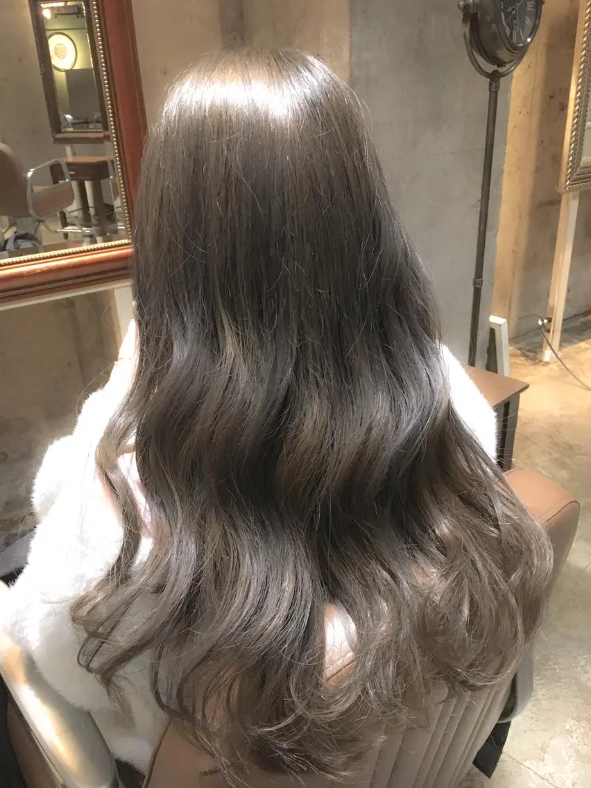 ロング カラー グレージュ 外国人風カラー 北條 優輝のヘアスタイル