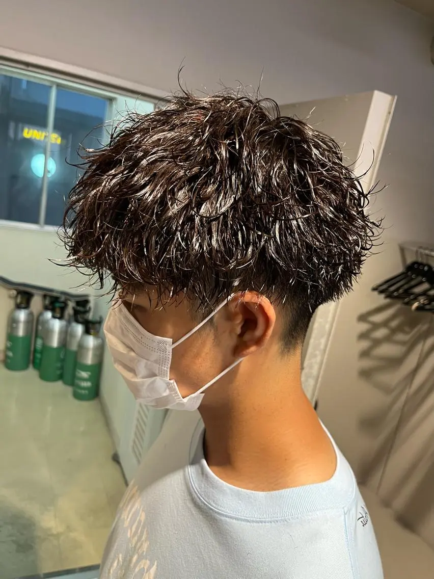 ミディアム パーマ メンズ 横浜駅メンズパーマ師 🌀岩﨑弘成🌀のヘアスタイル