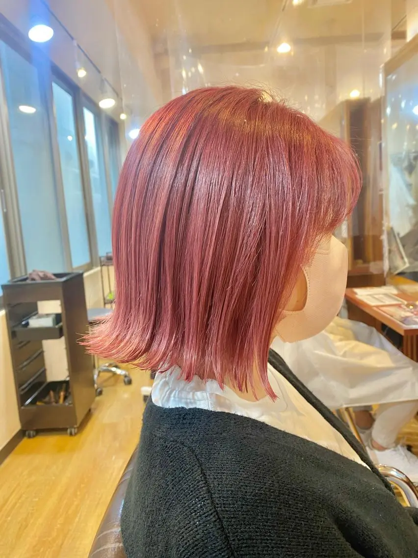 ショート カラー 女性目線でつくる ボブ縮毛矯正のヘアスタイル