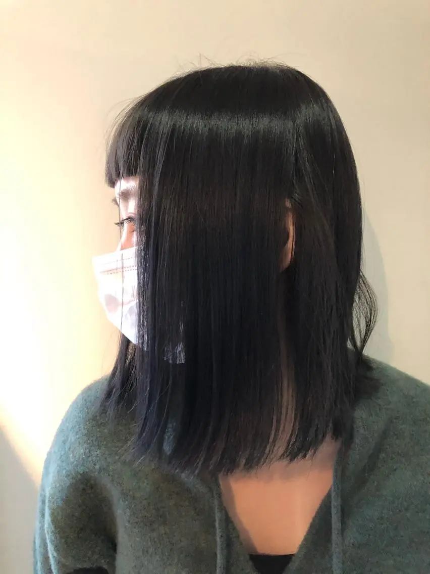 ミディアム カラー eri kinjoのヘアスタイル