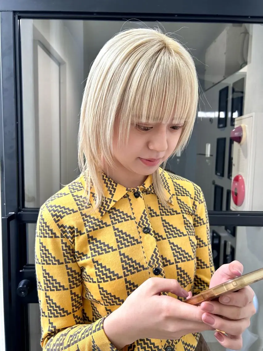 ミディアム カラー 原田 朱里のヘアスタイル