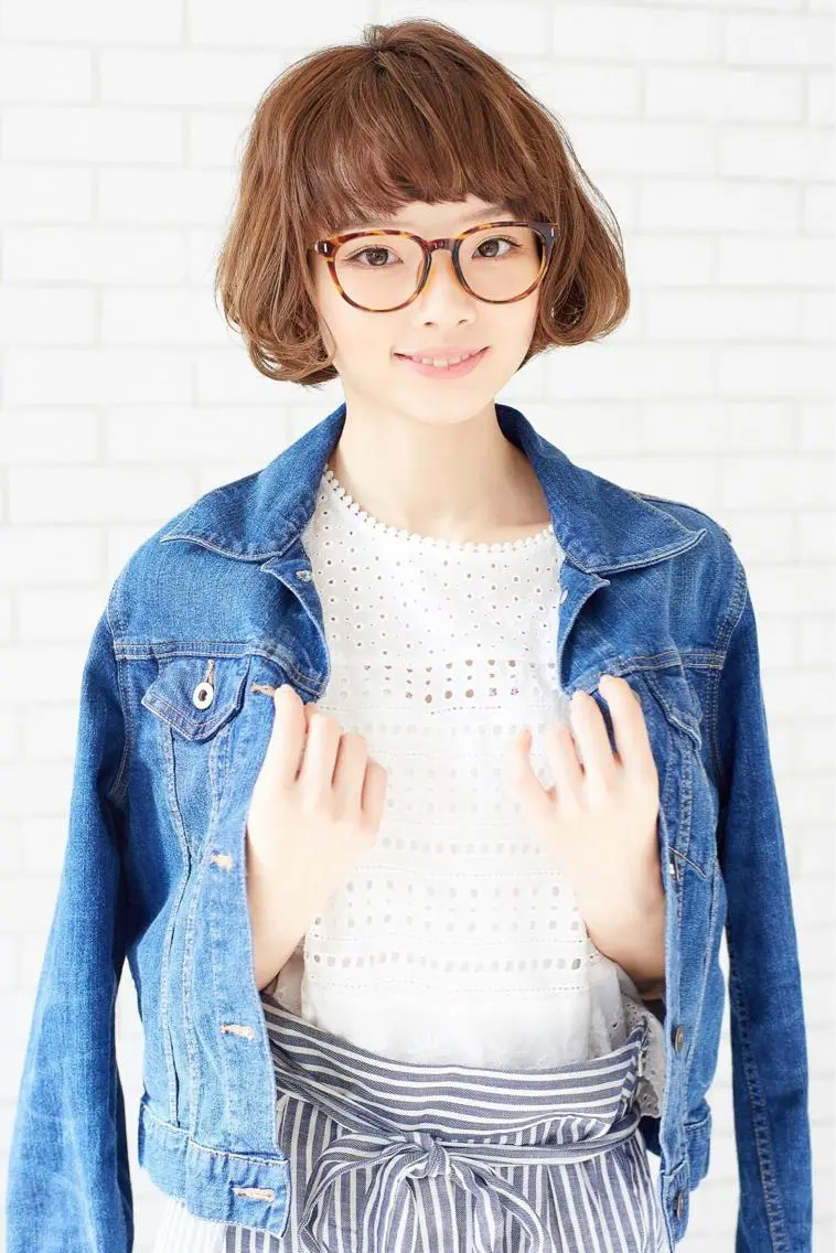 ショート カラー カット ヘアカラー トリートメント 朝比奈 志保のヘアスタイル