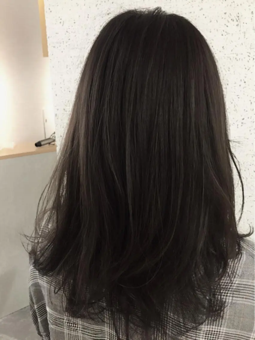 セミロング カラー パーマ ヘアアレンジ アディクシーカラー アッシュ グレージュ ヘアカラー トリートメント ヘアセット ✨ハイクオリティ✨ 山本香也のヘアスタイル