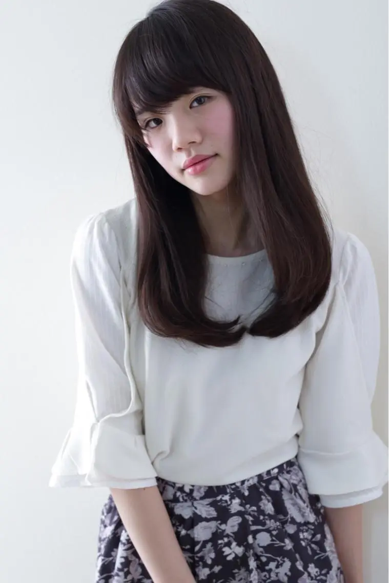 ミディアム セミロング カラー タジマ ヤスヒサのヘアスタイル