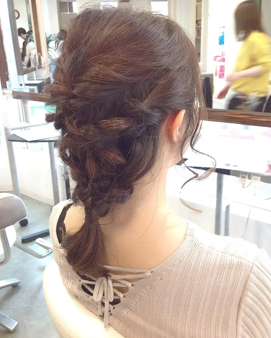 セミロング ヘアアレンジ 榎園 由美のヘアスタイル