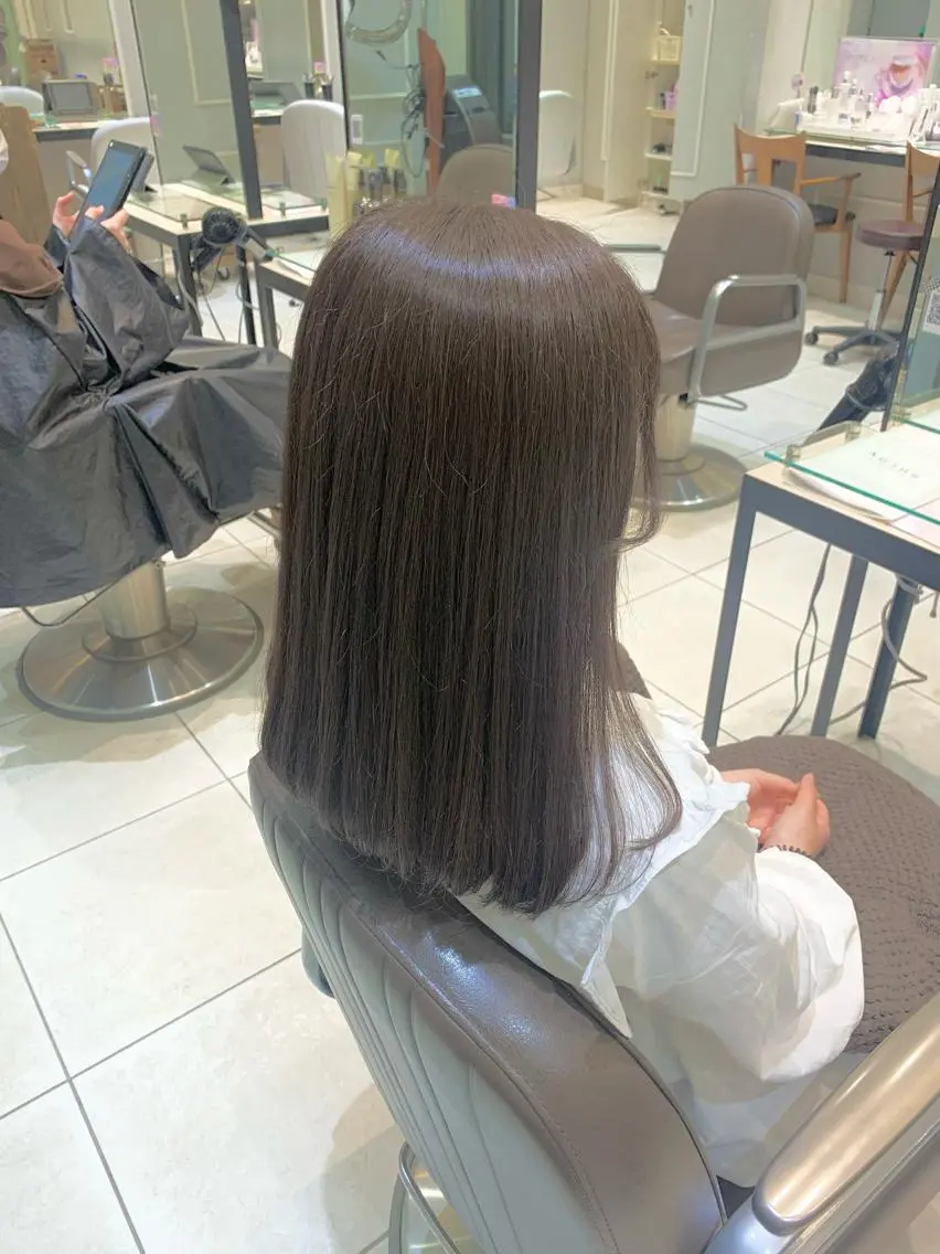 ミディアム カット ヘアカラー トリートメント 髪質改善/縮毛矯正 🎀小林 唯 🎀のヘアスタイル