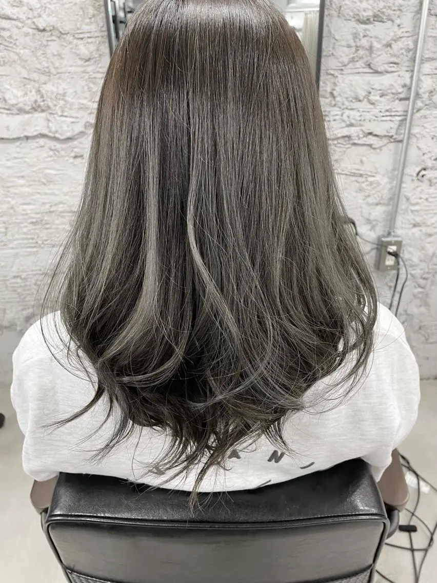 セミロング MICO hairのヘアスタイル