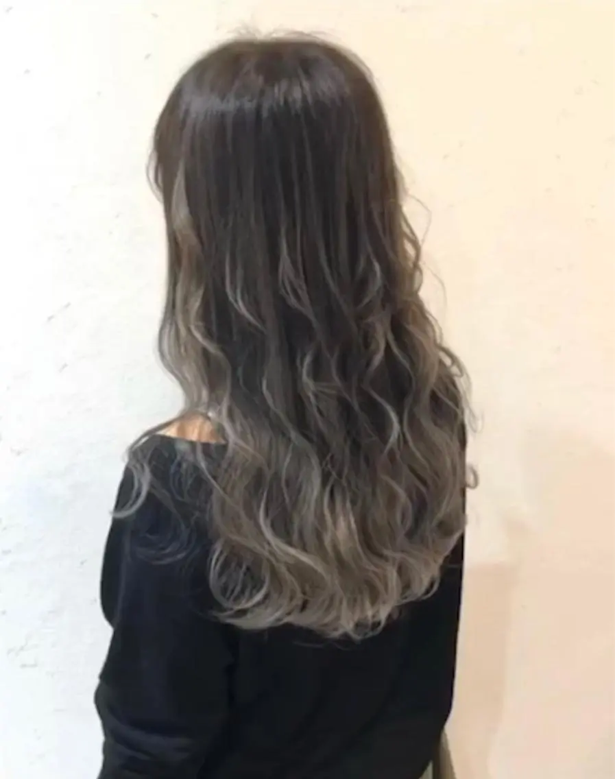 ロング アッシュ ロング 城領 直輝のヘアスタイル