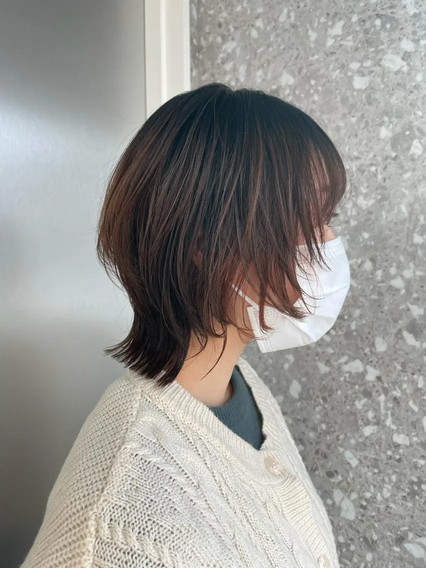 ショート ショートヘア ウルフカット 透明感カラー 大人グレージュ有村のヘアスタイル