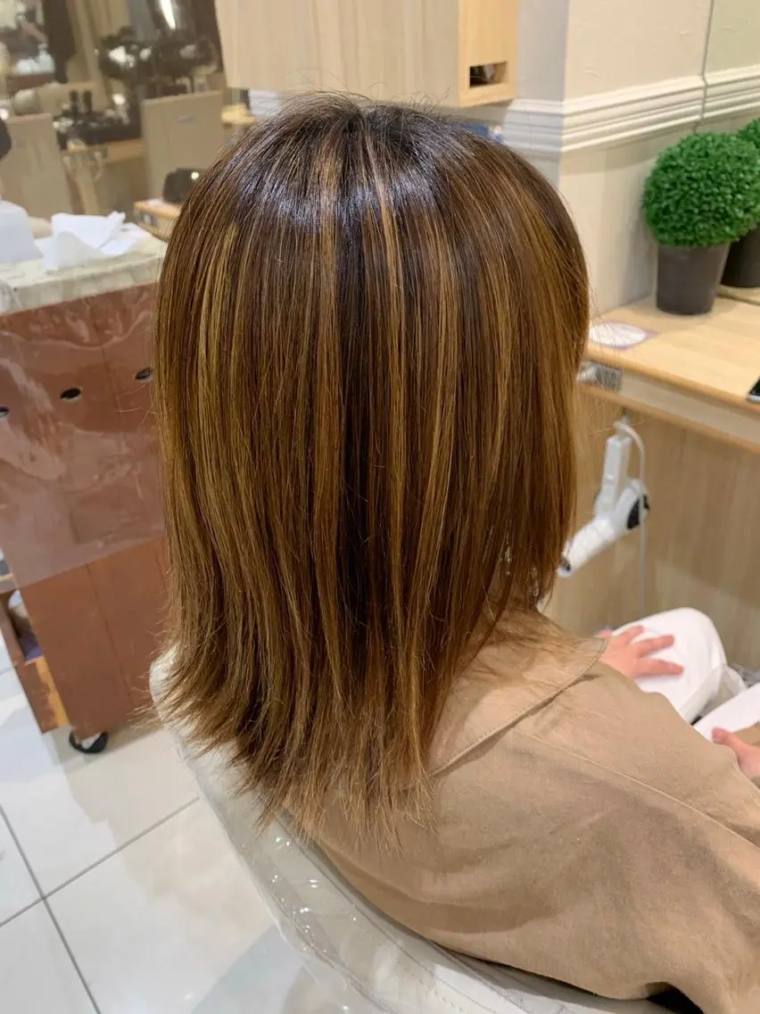 ミディアム カラー 🍓おかだ ゆい🍓のヘアスタイル