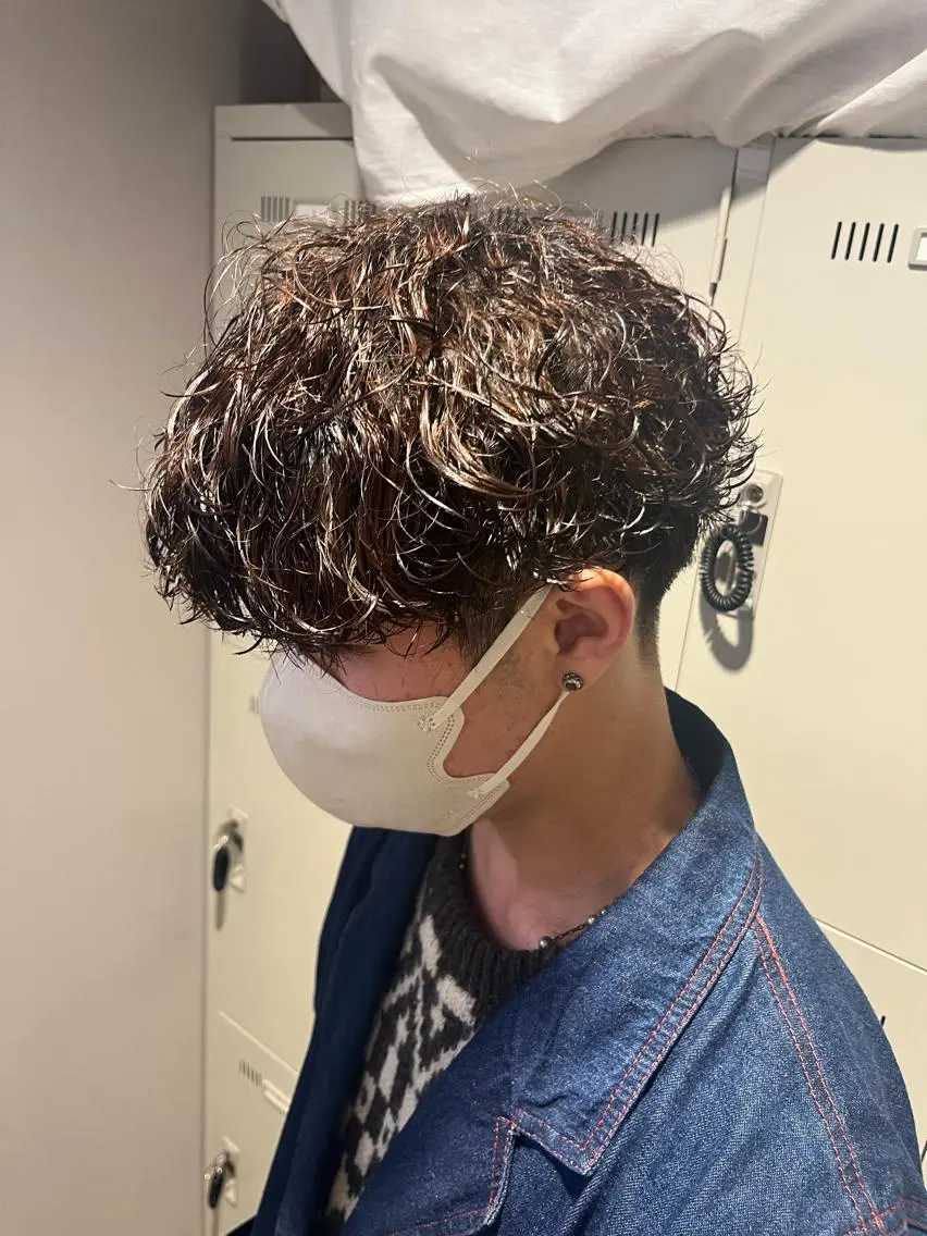 ミディアム パーマ メンズ 横浜駅メンズパーマ師 🌀岩﨑弘成🌀のヘアスタイル