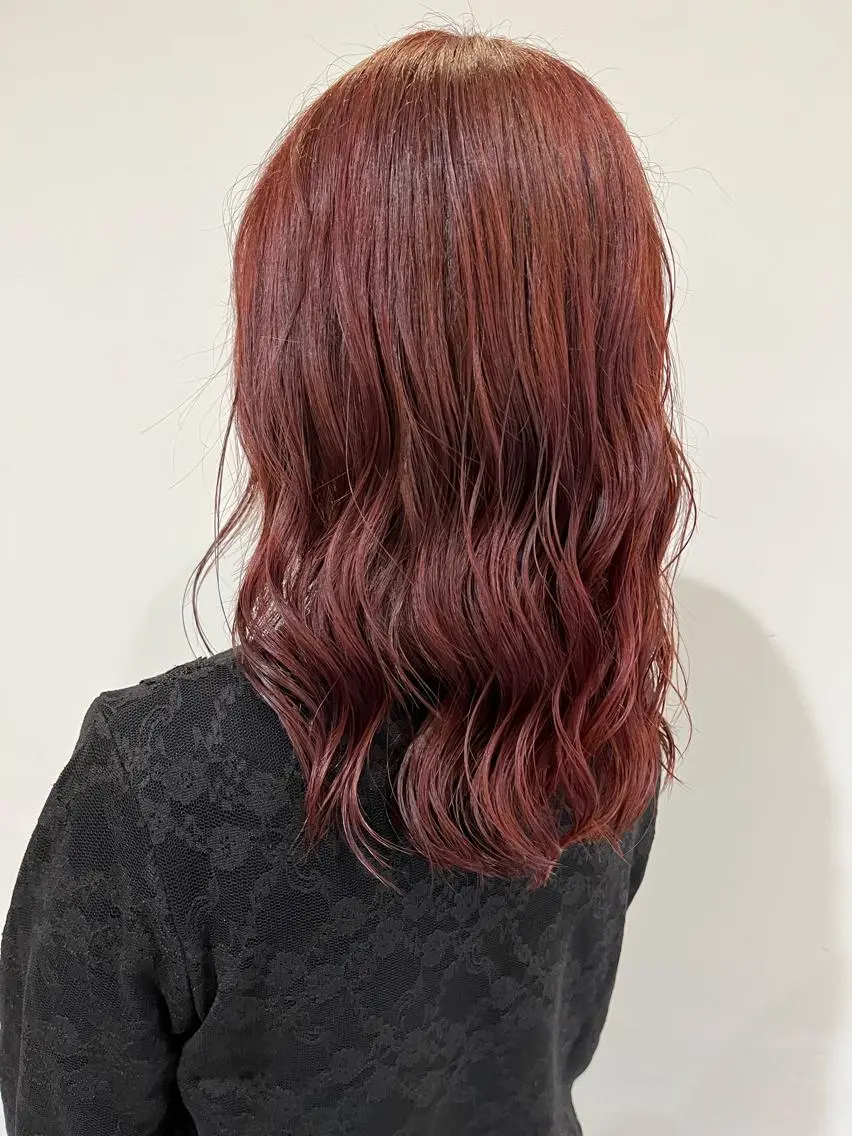 カラー ピンクカラー Honoka👧🏼 ルーツ、グラデ特化のヘアスタイル