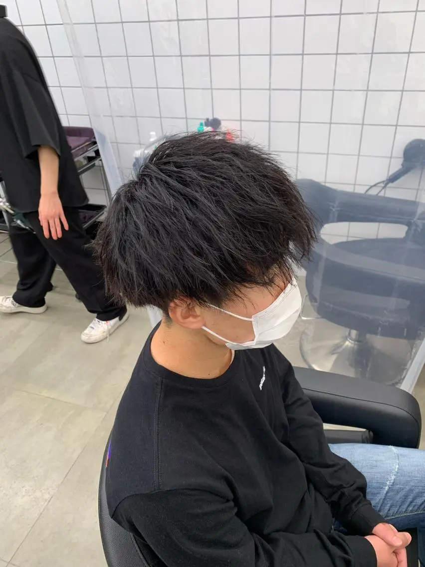 ショート カラー パーマ メンズ メンズパーマ特化 TAIGAのヘアスタイル