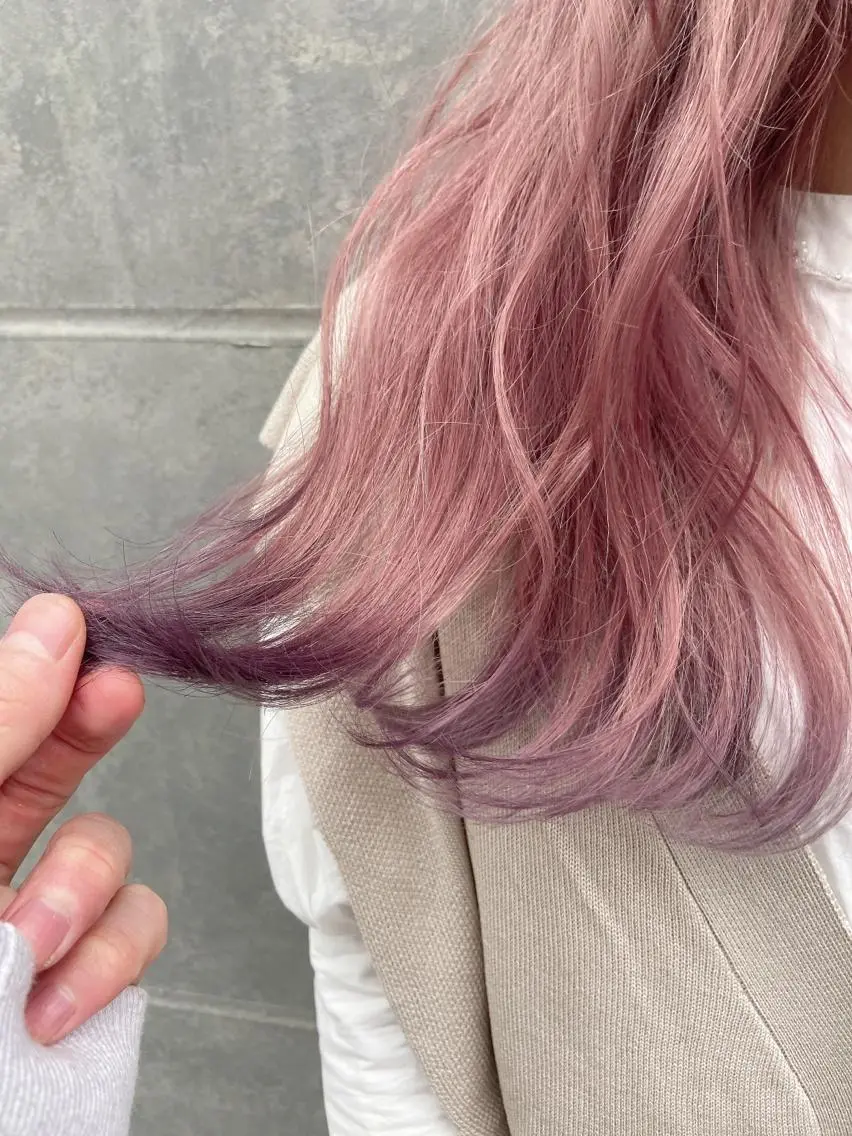 ロング カラー ピンクカラー カット ヘアカラー トリートメント 鈴木/ボブ/ ミルクティー/ピンクのヘアスタイル