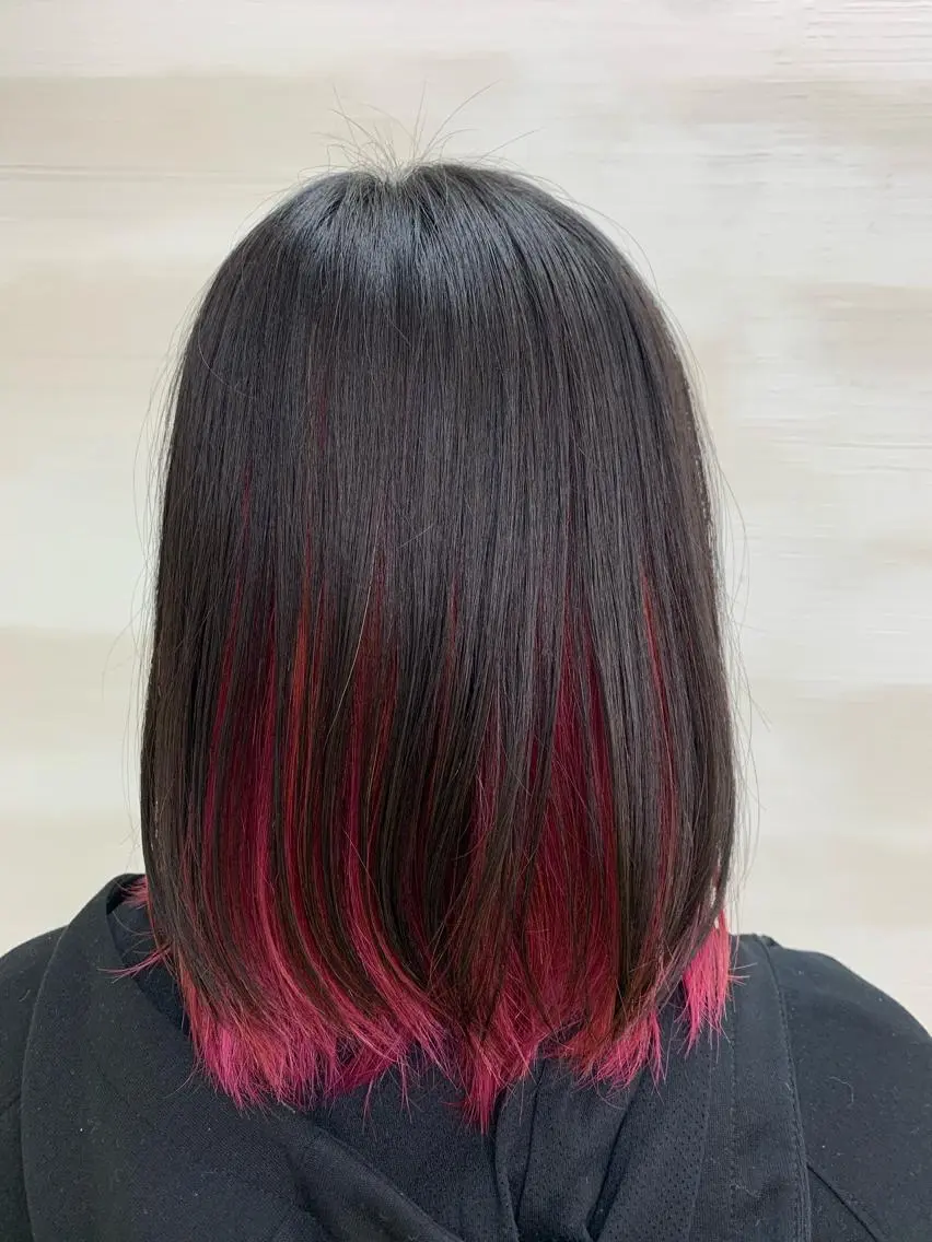 ミディアム カラー 遊佐 瑞紀のヘアスタイル