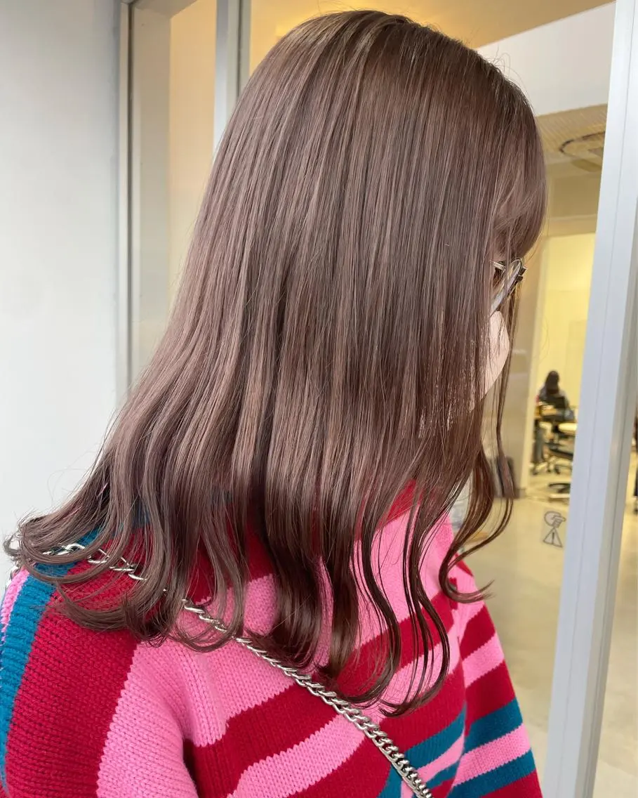 セミロング カラー mir MIYUのヘアスタイル