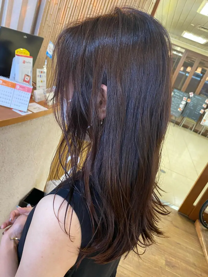セミロング カラー カット ヘアカラー トリートメント 菅村 勇亮のヘアスタイル