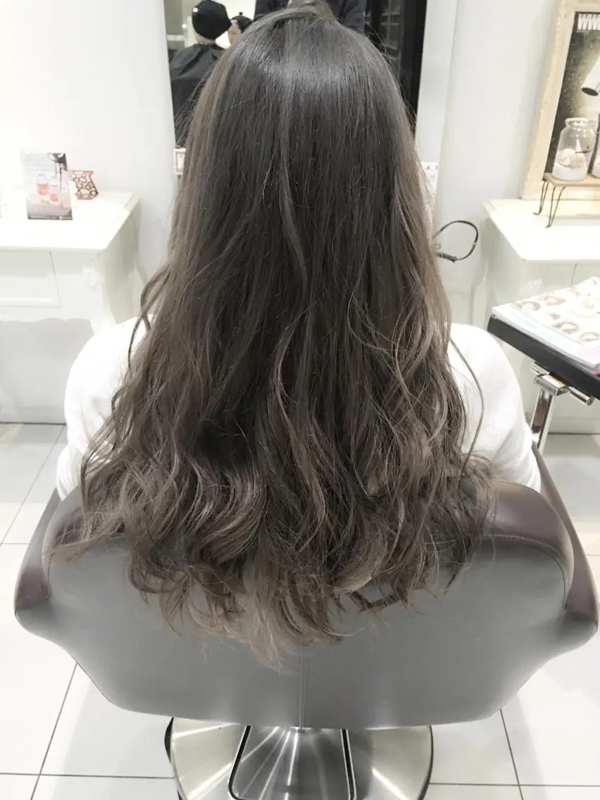ロング カラー デザインカラー ハイライトカラー ハイライト 髪質改善/ 艶髪カラー/益田直幸のヘアスタイル