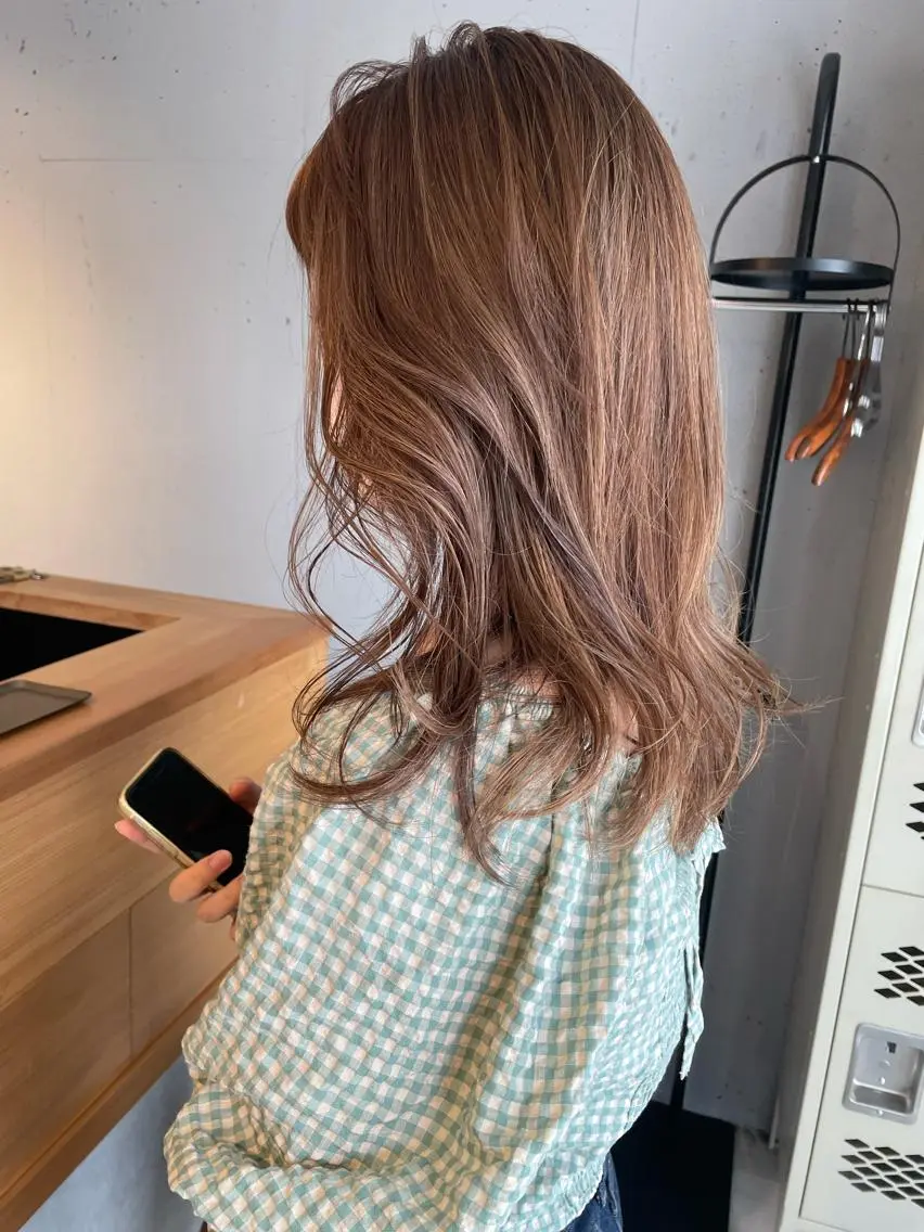 ロング カラー 東 みのりのヘアスタイル