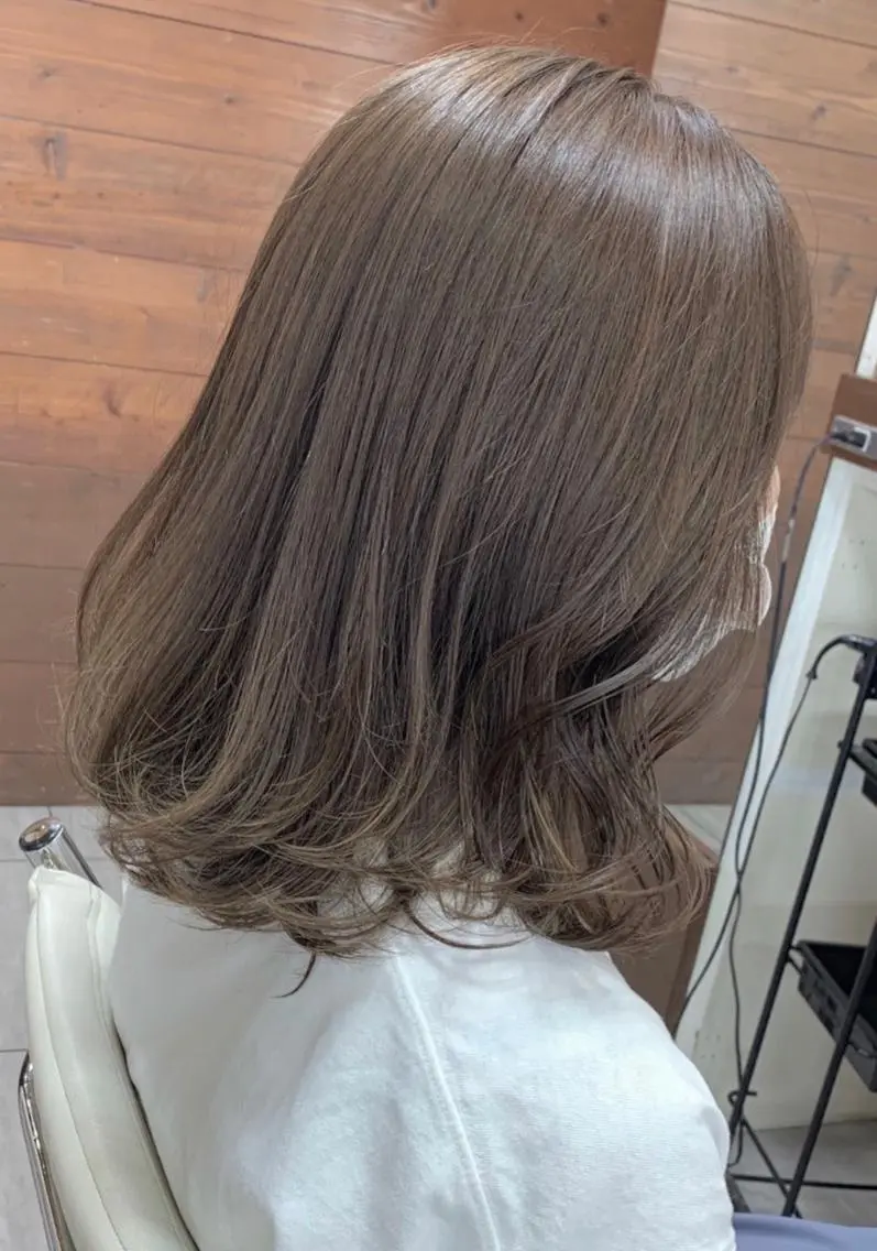 ミディアム ヘアカラー レイヤー/艶髪カラー 森本くるみのヘアスタイル