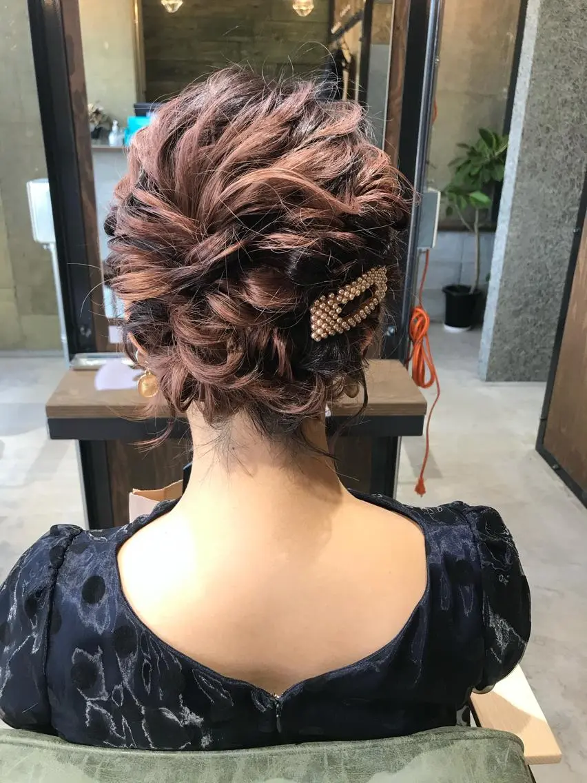 ショート ヘアアレンジ ヘアセット uru" すずきさゆりのヘアスタイル