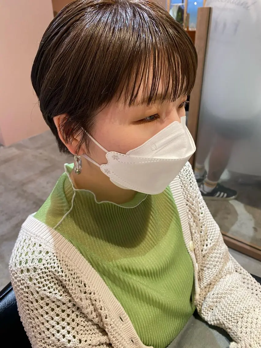 ショート カラー カット Hayashi Shioriのヘアスタイル