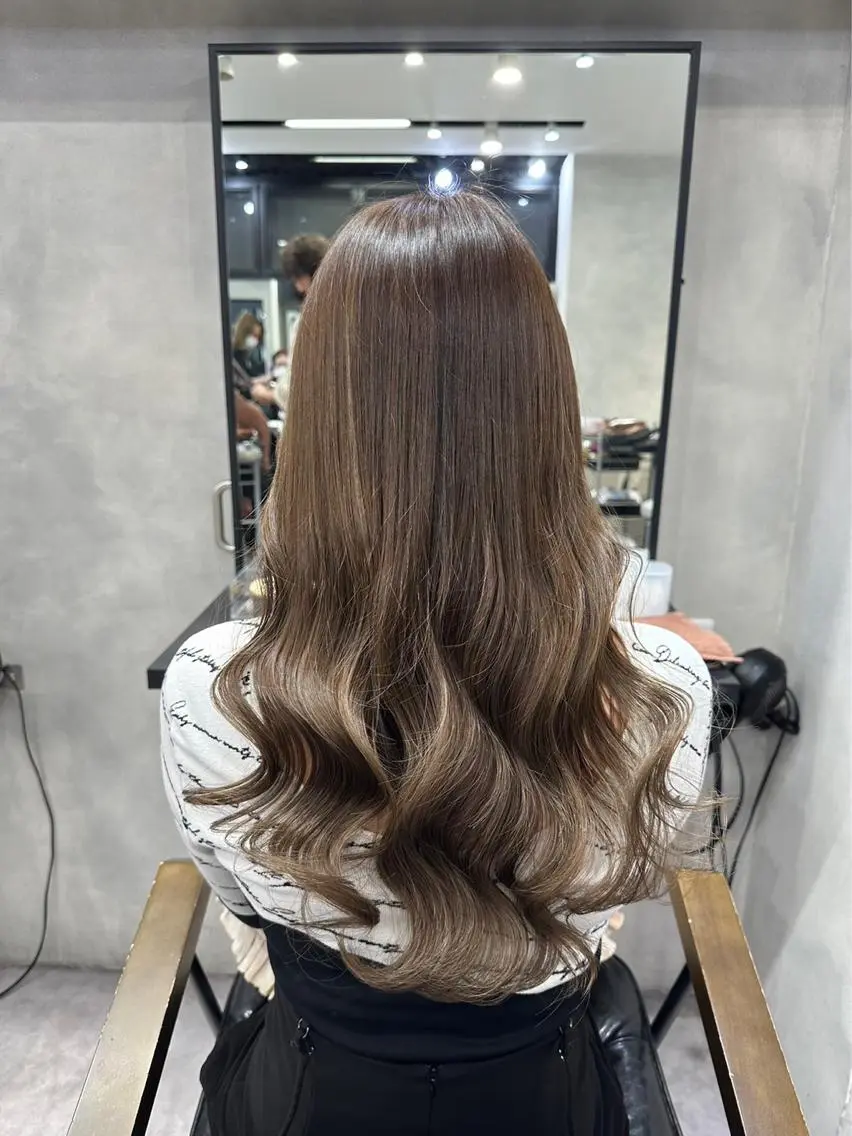 ロング カラー ヘアアレンジ シールエクステ アディクシーカラー アッシュ バレイヤージュ ベージュカラー カット ヘアカラー トリートメント ar+ ❤︎ maiのヘアスタイル