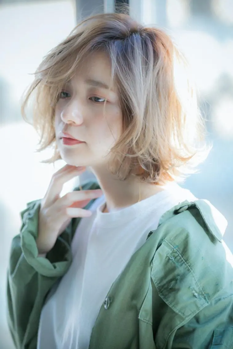 ミディアム ハイライト 髪質改善 レイヤーカット トリートメント ヘアカラー ✨メテオ 髪質改善✨ シバタのヘアスタイル