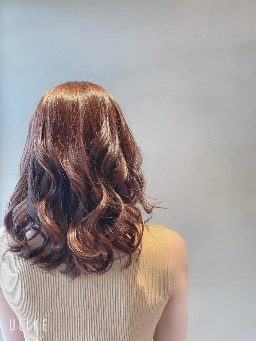 セミロング カラー アッシュ 石木 美緒奈のヘアスタイル