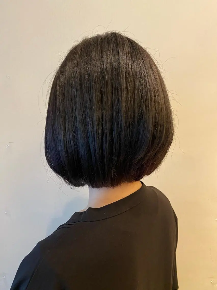 ショート カラー ヘアカラー 長谷川 華奈子のヘアスタイル