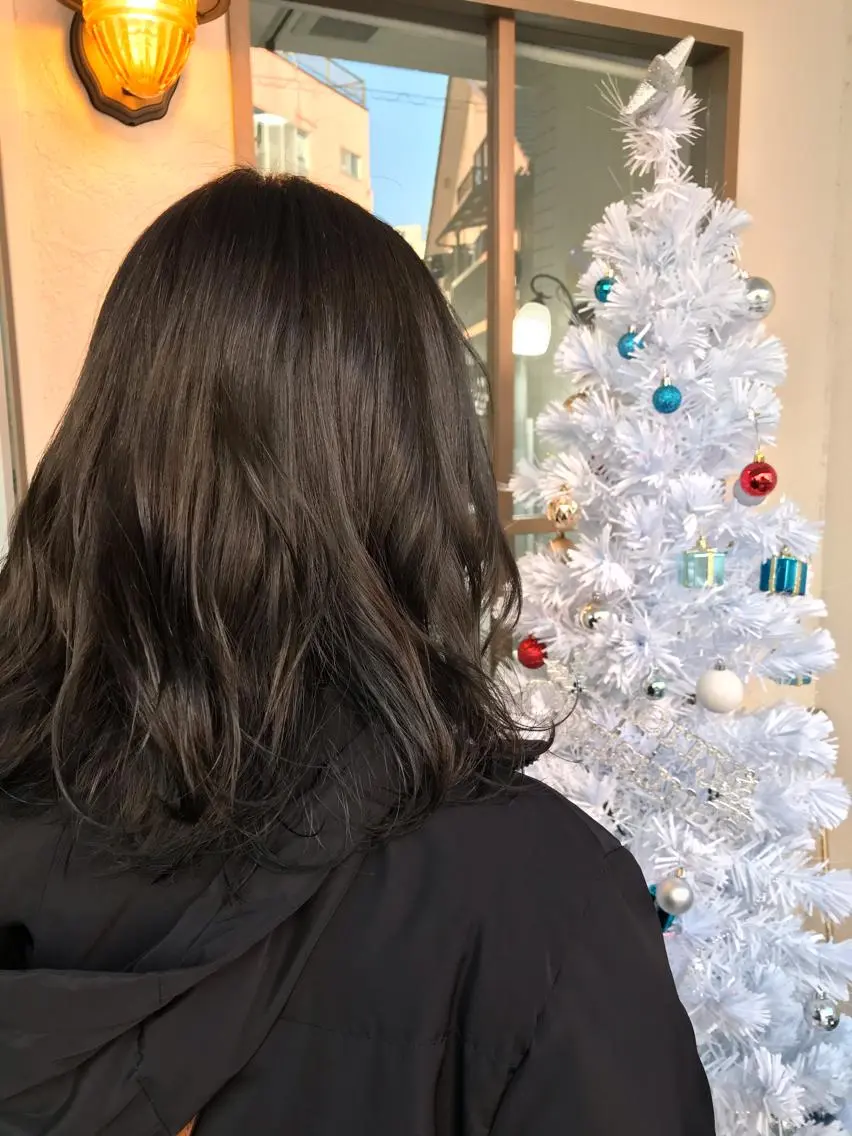 ミディアム ネモトメイナ🌿 今月末で退職しますのヘアスタイル