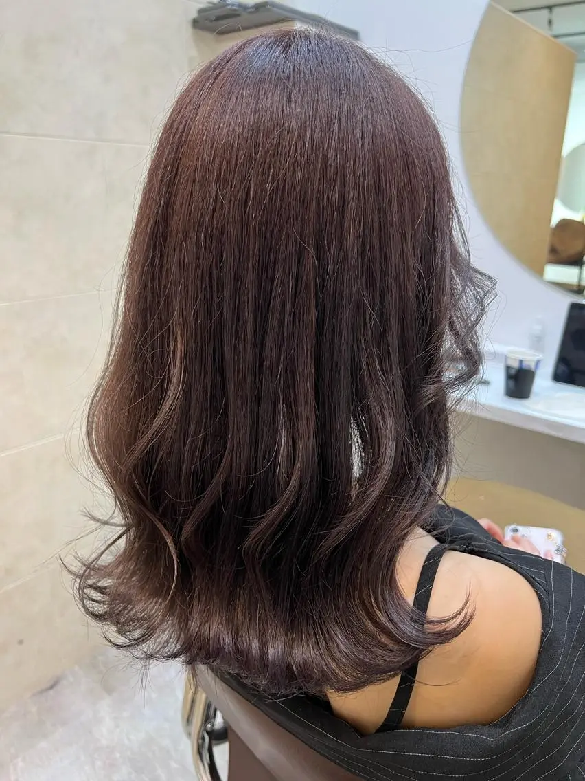 セミロング 【髪質改善特化】 鈴木 笑のヘアスタイル