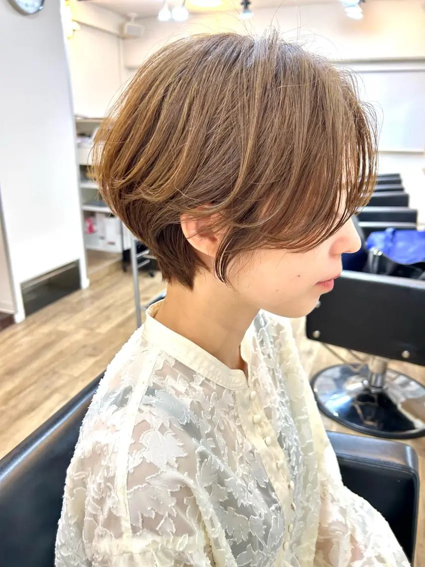 ショート カラー ハンサムショート ブリーチ ケアブリーチ ダブルカラー ハイライトカラー 中北篤志 ショートボブのヘアスタイル