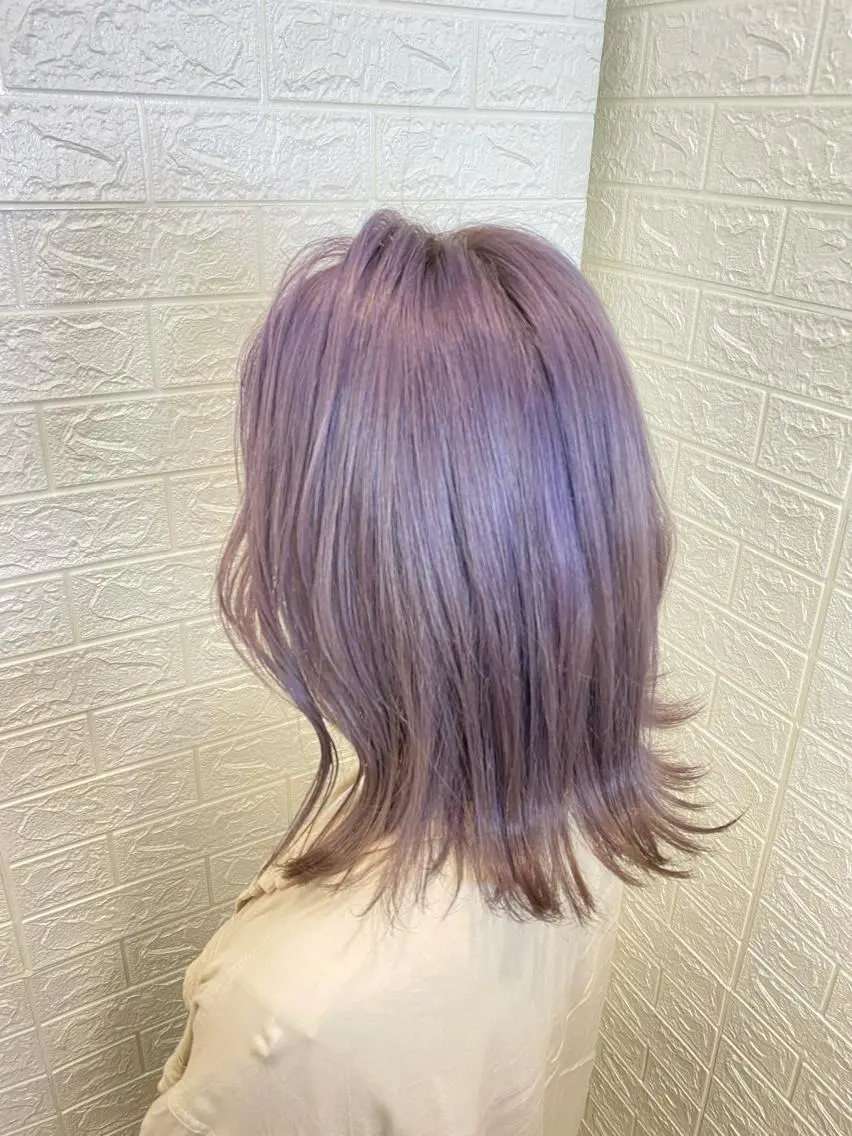 セミロング アッシュ カット ヘアカラー トリートメント 【ブリーチ特化】 山崎 悠樹のヘアスタイル