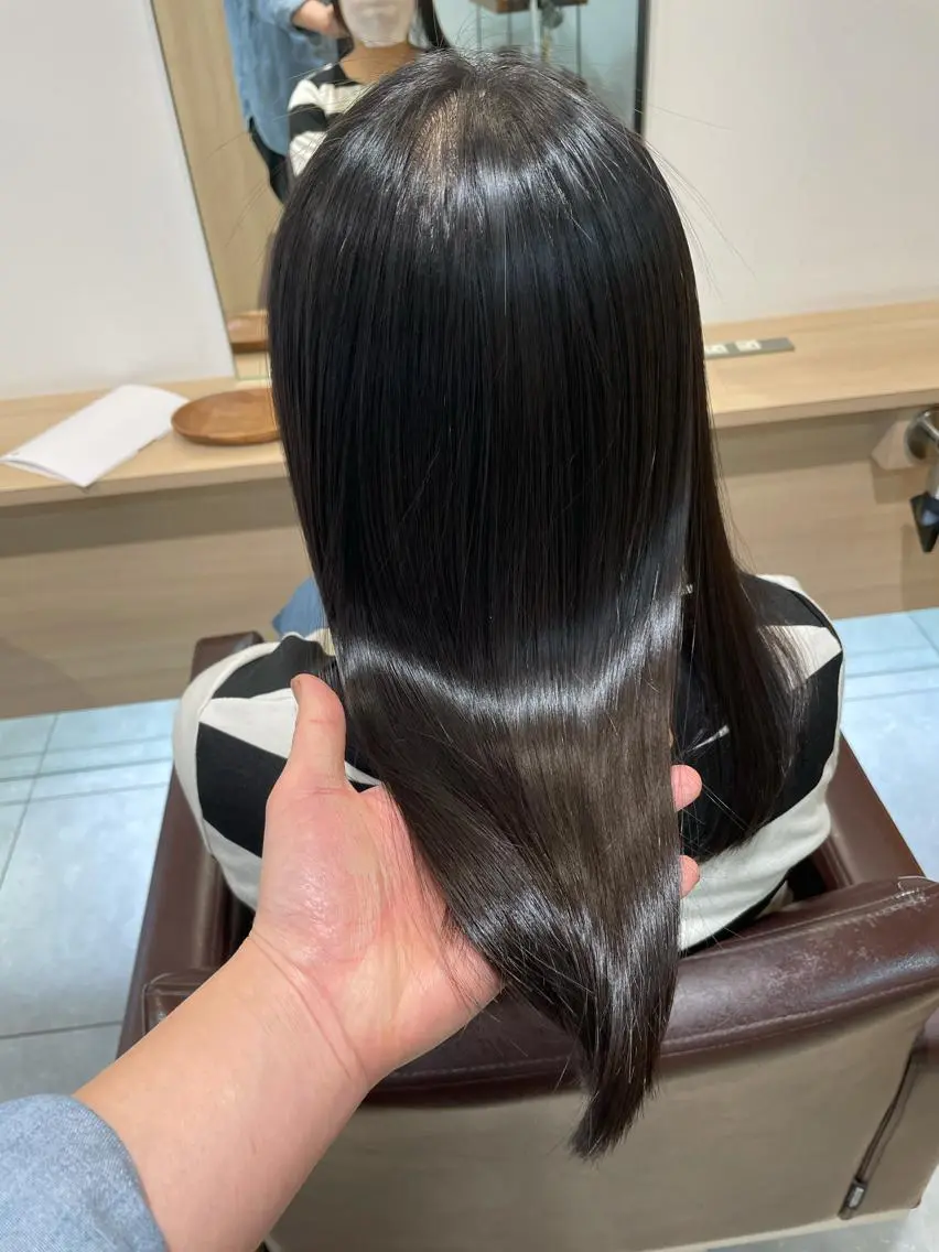 セミロング パーマ 縮毛矯正 voyage 森住宏輝のヘアスタイル